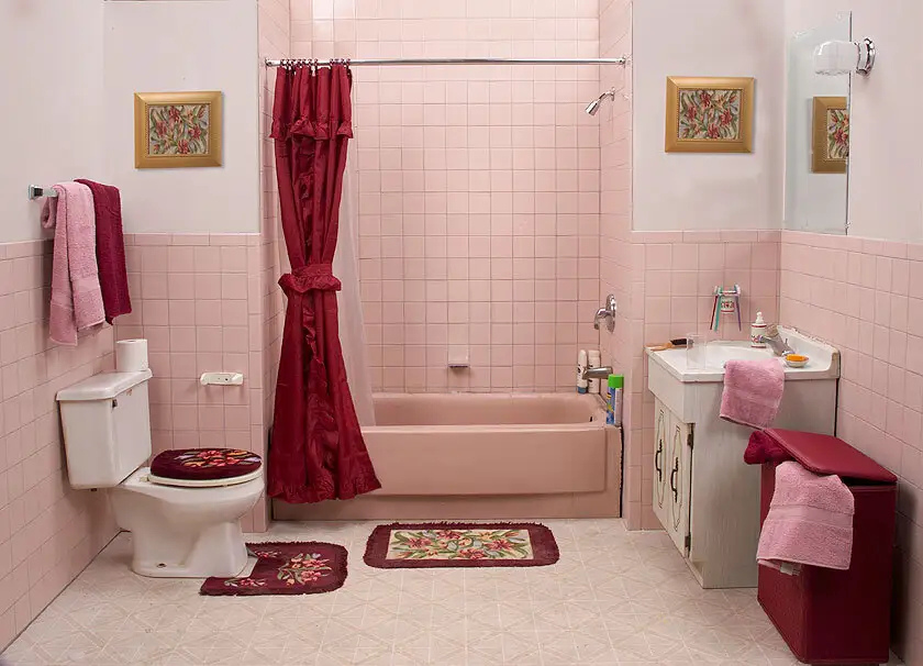 Is Your Bathroom Secretly Sabotaging Your Home’s Value in Southport? Let’s Talk.
